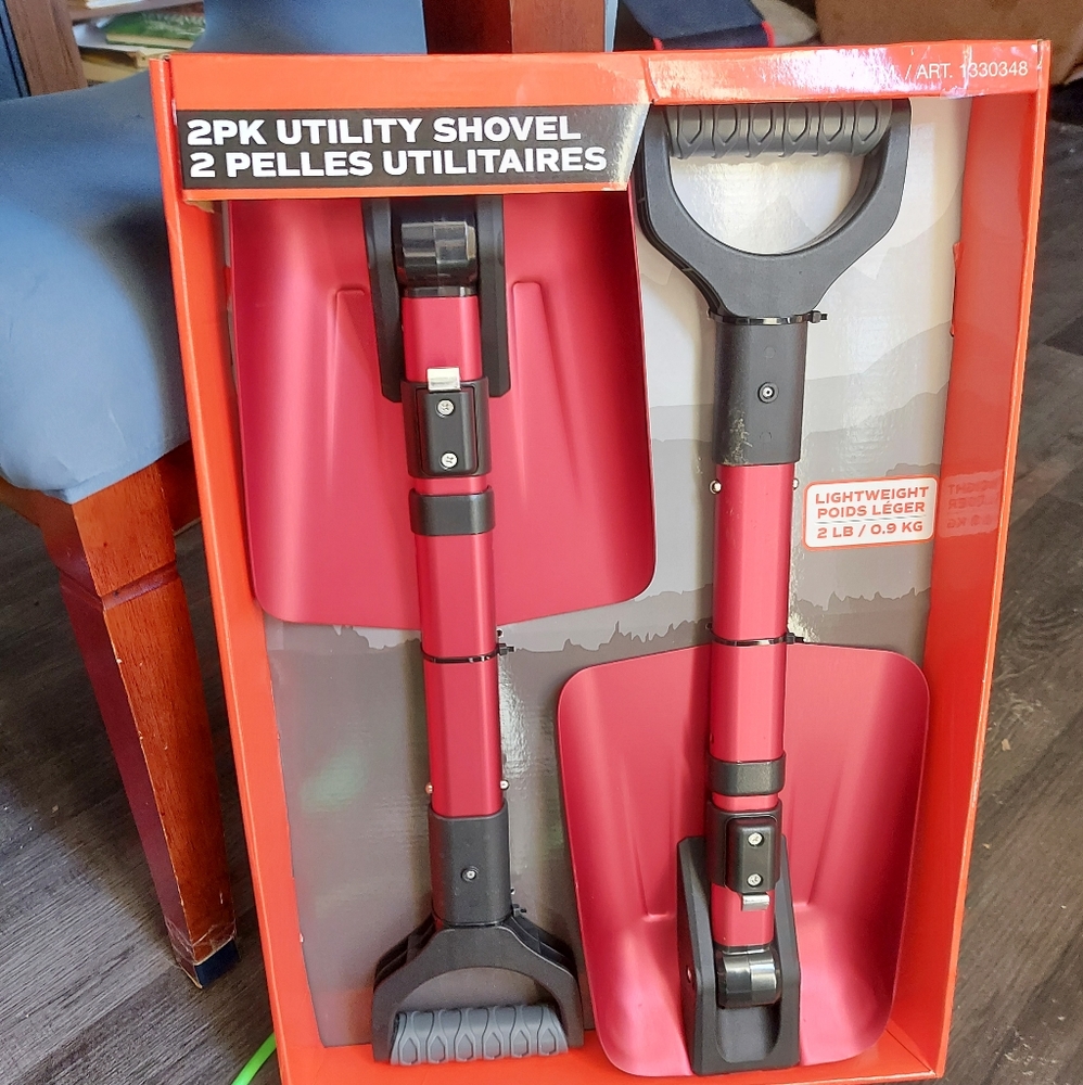 Two piece shovel set